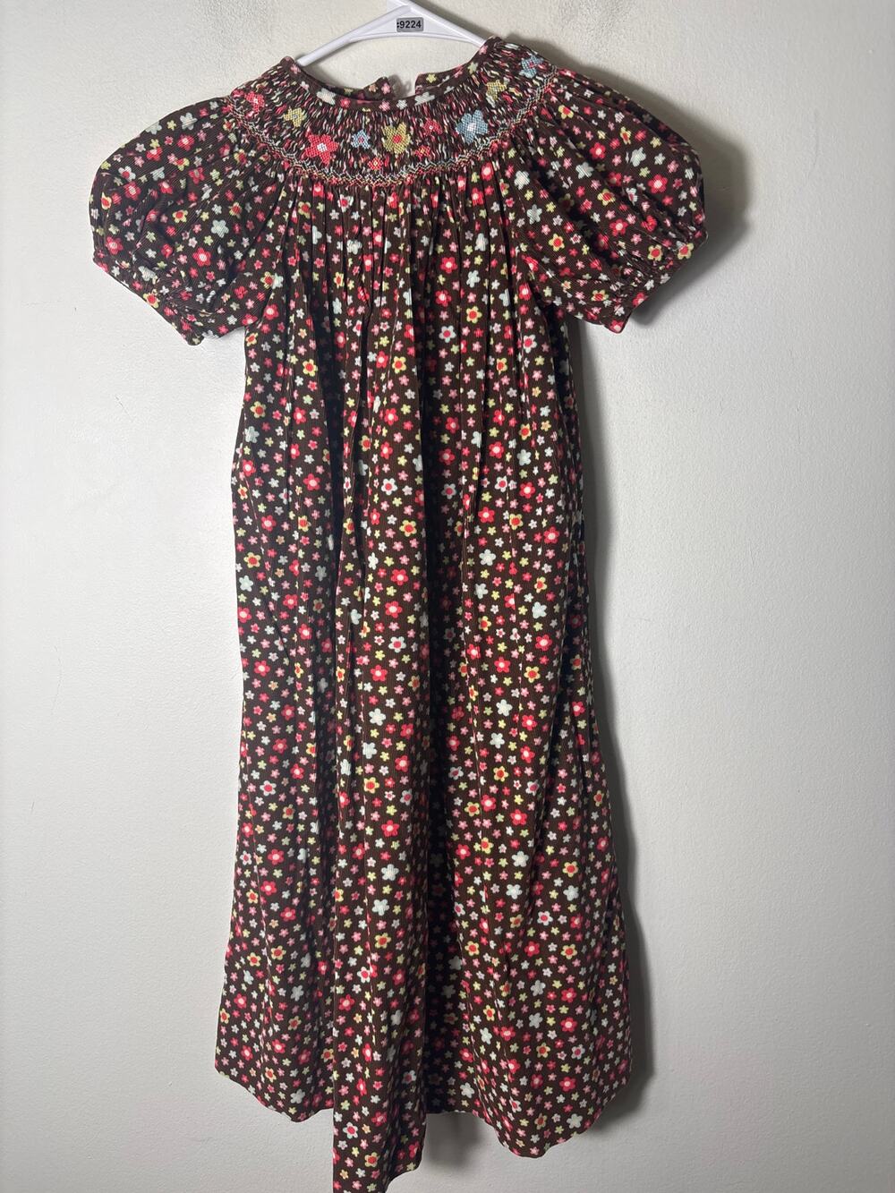 Girls Vintage Amanda Remembered Brown Corduroy flower Smocked Dress Sz6X